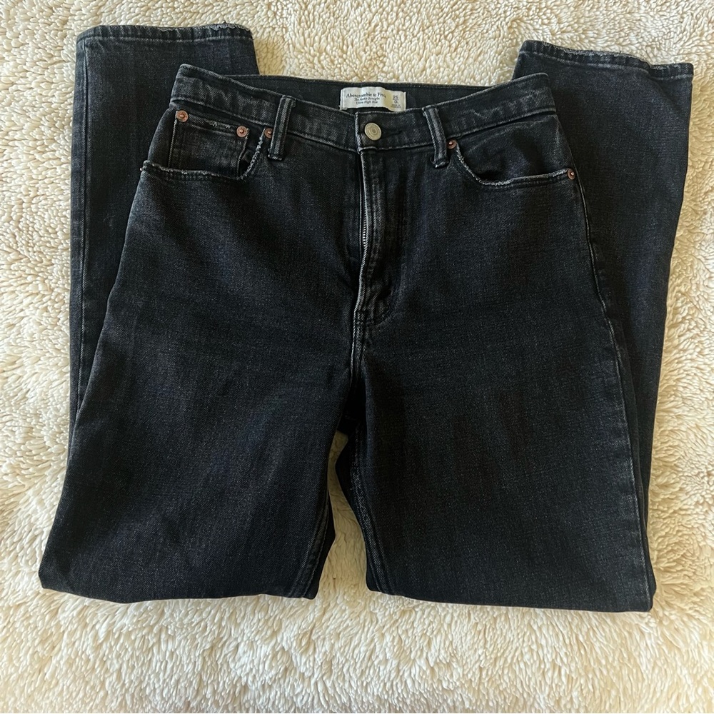 Abercrombie Ankle Straight Ultra High Rise